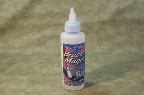 Deluxe Brush Magic cleaner