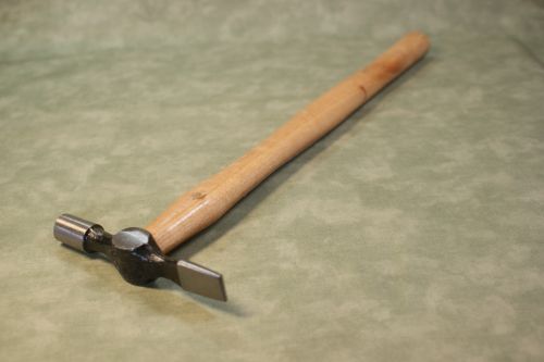 2 oz Flat Hammer