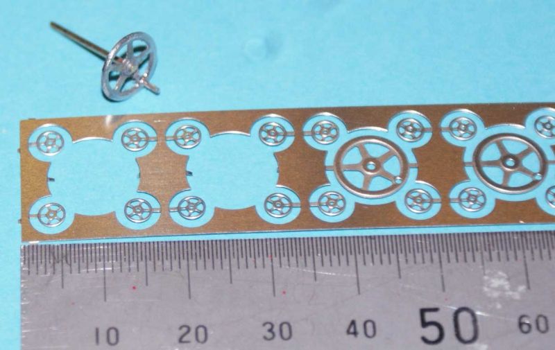 Set of Loco Drivers Etched Handwheels for 7mm