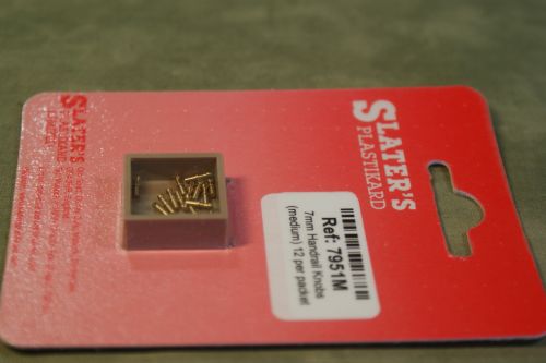 SLATERS 7951M HANDRAIL KNOBS Medium length