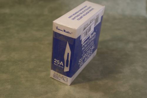 Box of No 25A Blades 100 off